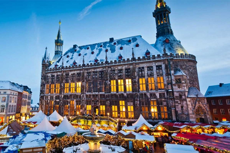 Aachen Christmas Market – Historic Highlights of Germany